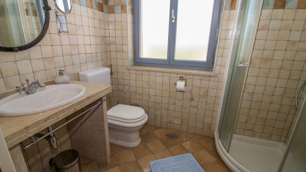 Photo of Bathroom in Marici