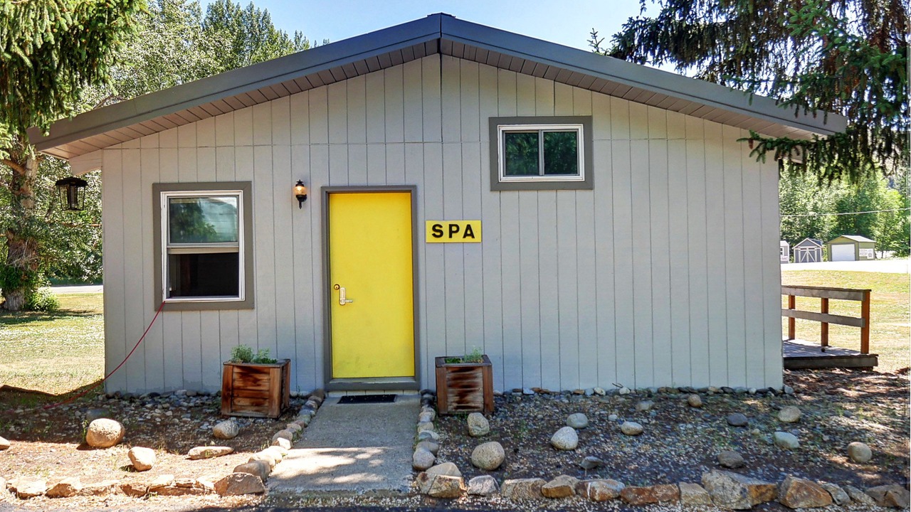 Photo of Others in Twisp