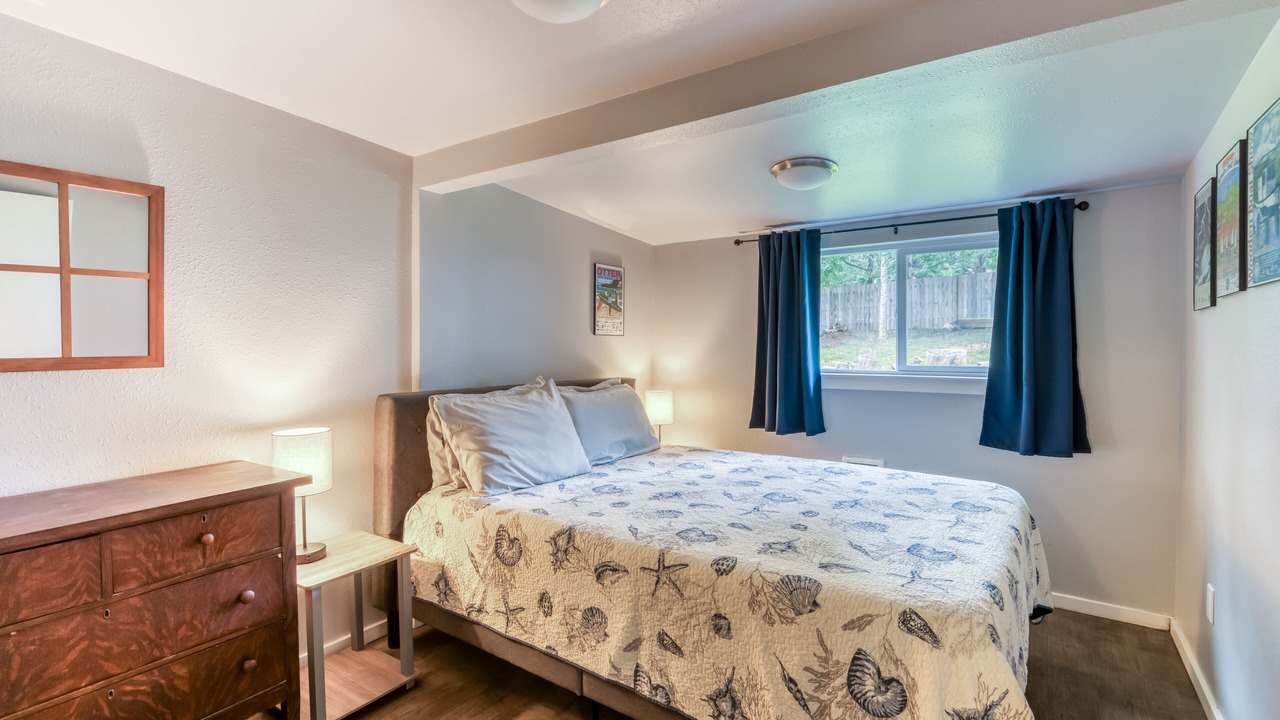 Photo of Bedroom in Otter Rock