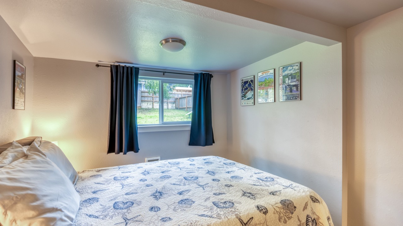 Photo of Bedroom in Otter Rock