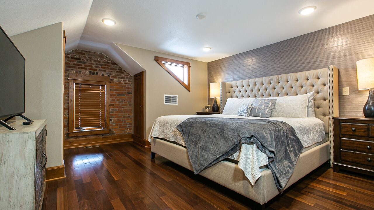 Photo of Bedroom in Dubuque