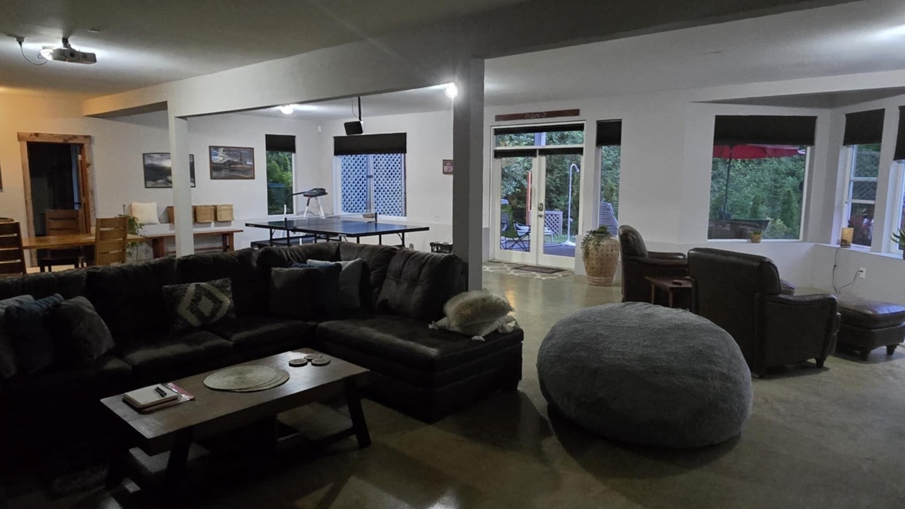 Photo of Livingroom in North Bend