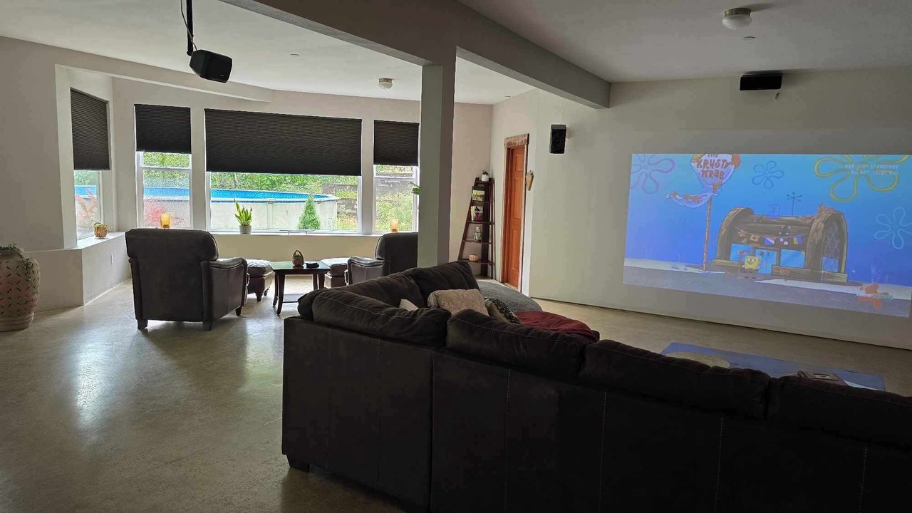 Photo of Livingroom in North Bend