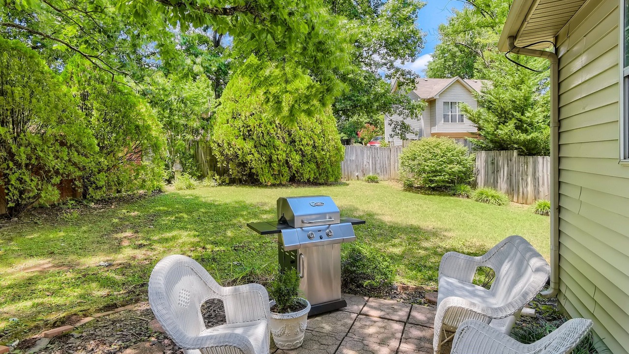 Photo of Patio Balcony in Windsor Green