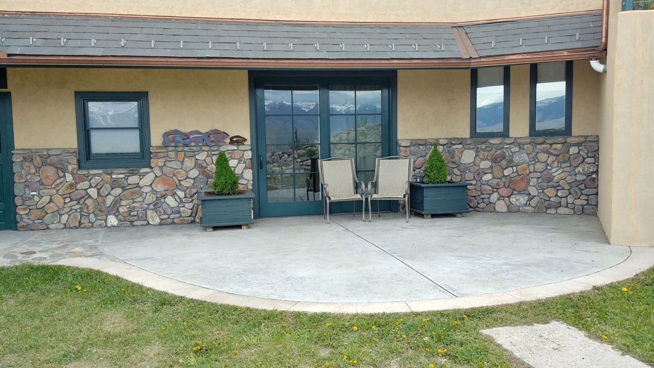 Photo of Patio Balcony in Salmon