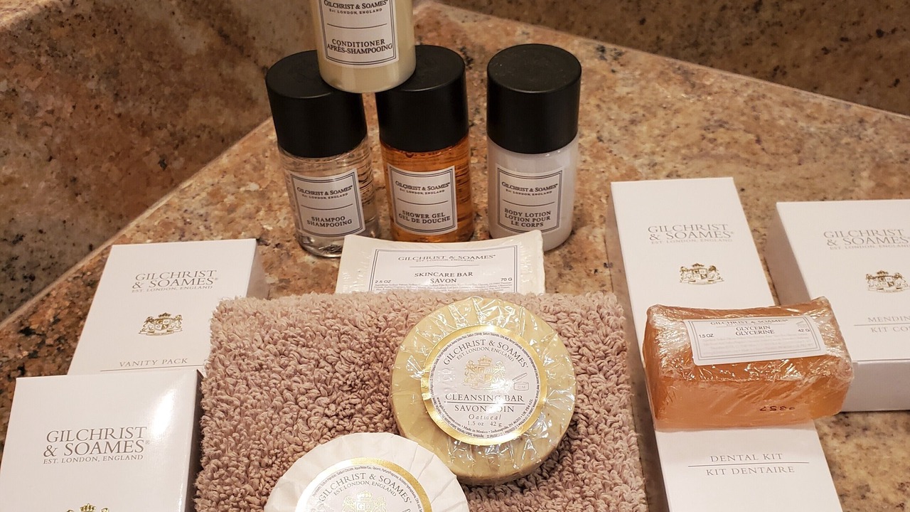 Photo of Others in Salmon