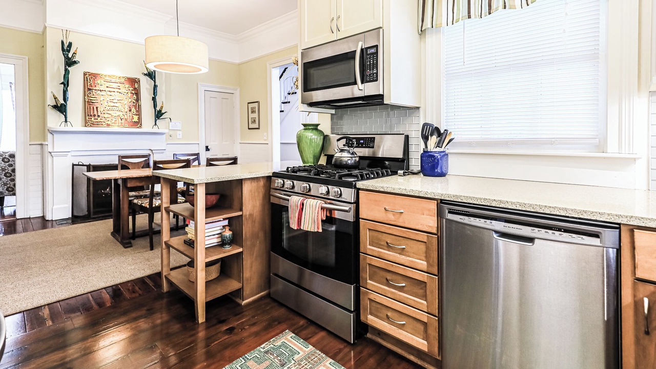 Photo of Kitchen in Beach Institute