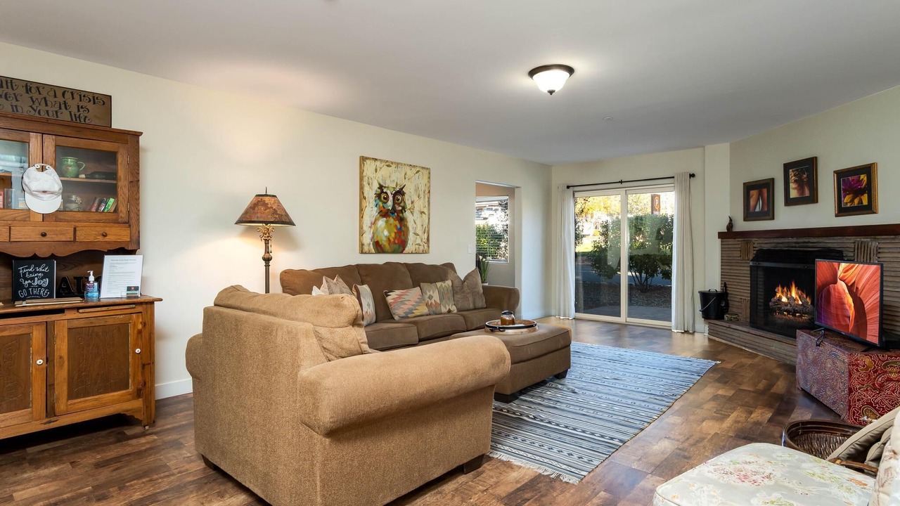 Photo of Livingroom in Uptown Sedona