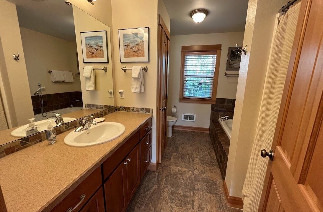 Photo of Bathroom in Manzanita