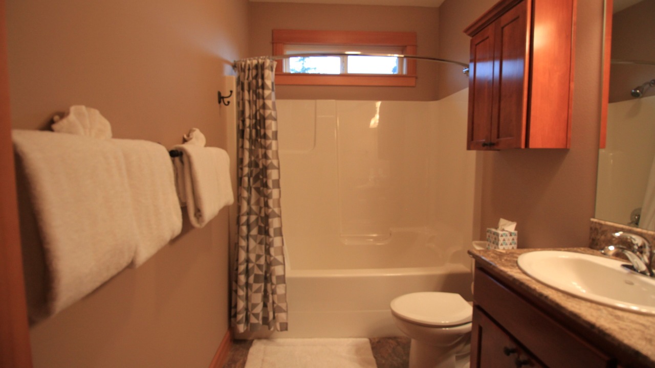 Photo of Bathroom in Manzanita