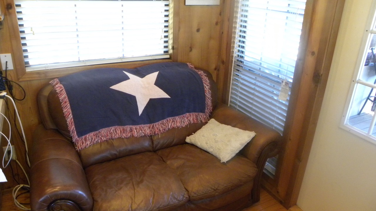 Photo of Livingroom in Nashoba