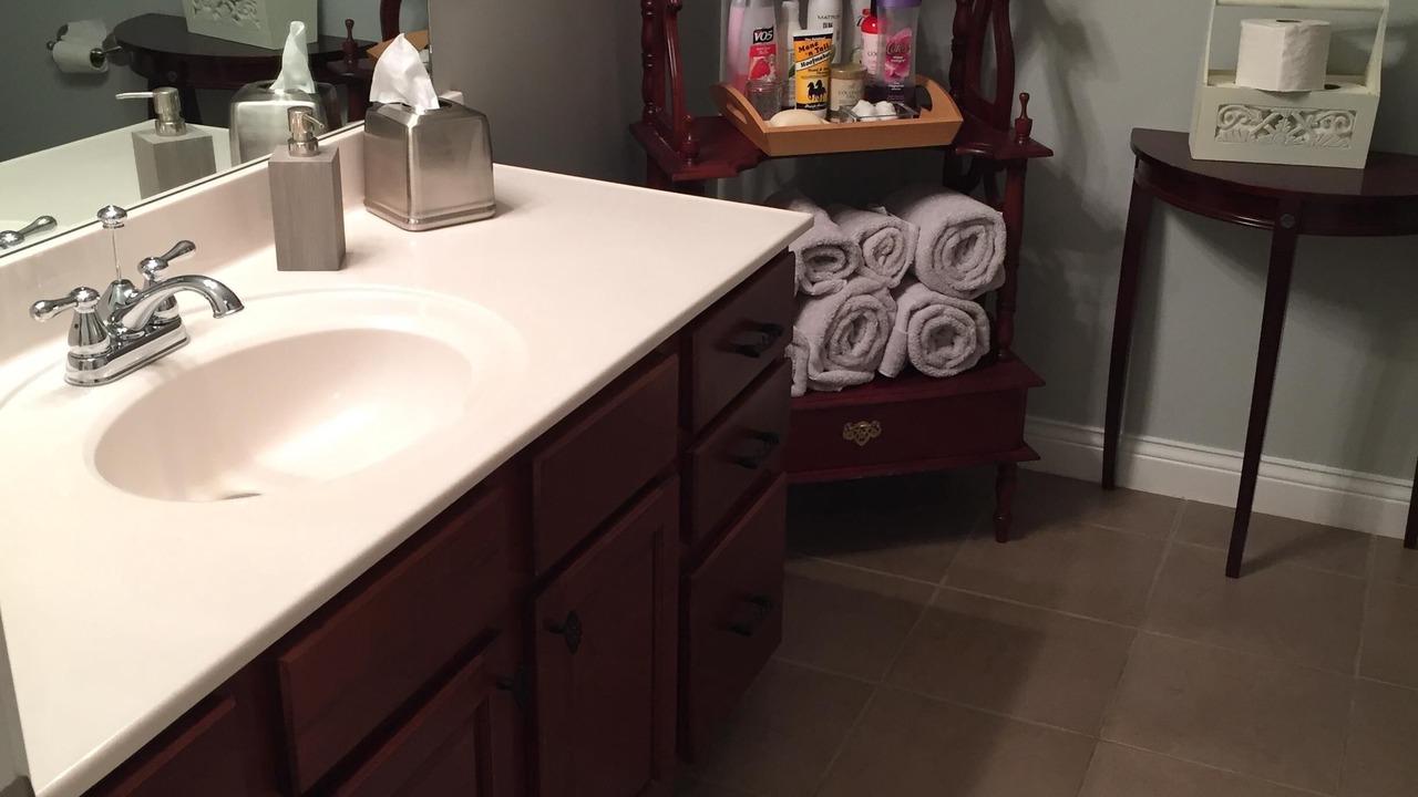 Photo of Bathroom in Seymour