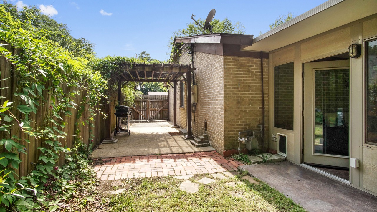 Photo of Outdoor in Ocean Springs