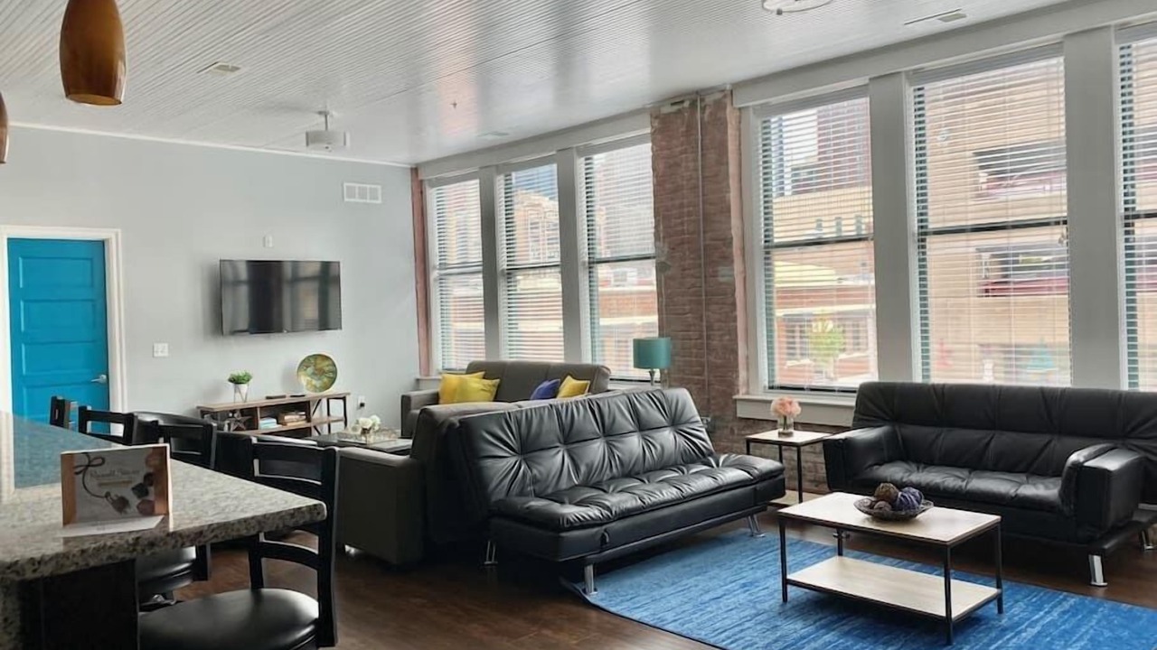 Photo of Livingroom in Downtown Kansas City