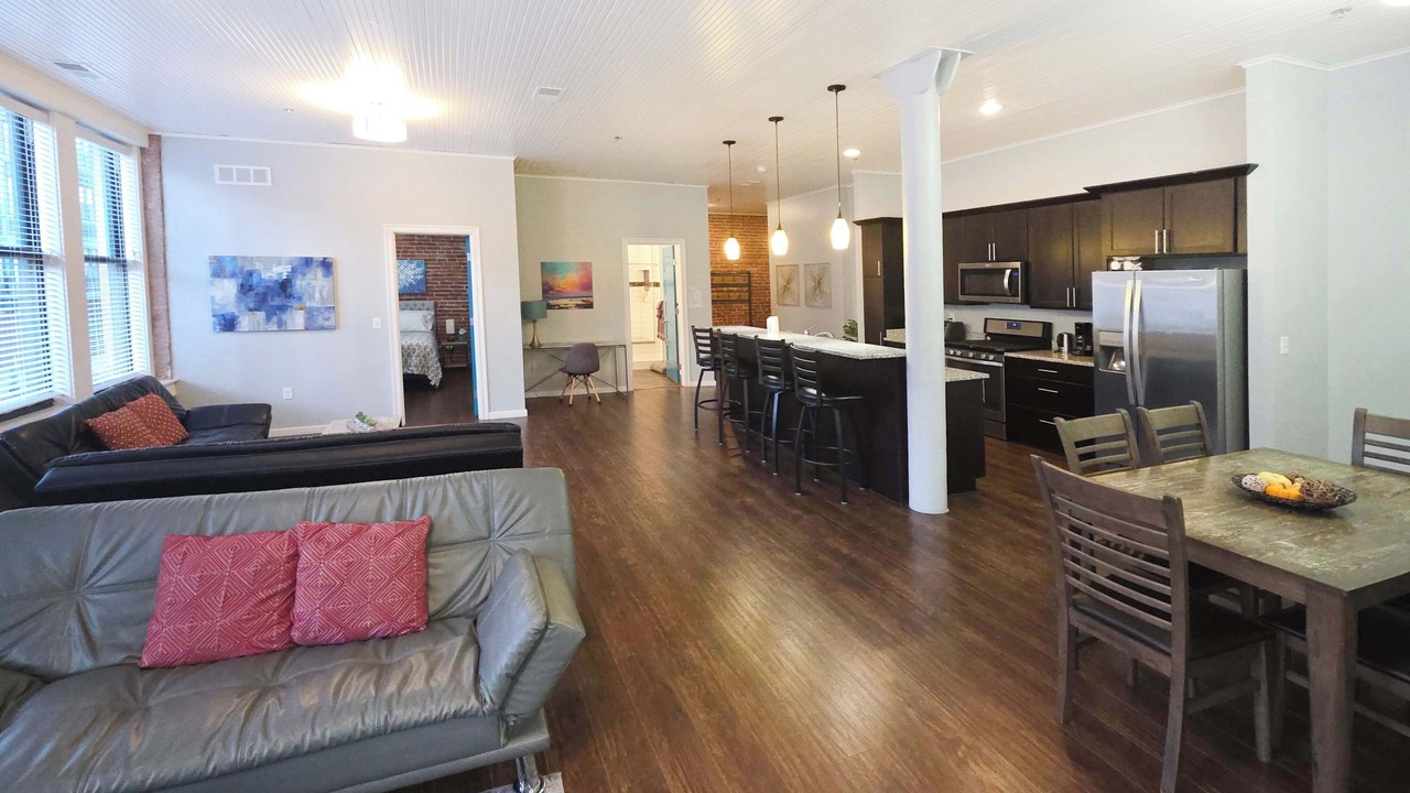 Photo of Livingroom in Downtown Kansas City