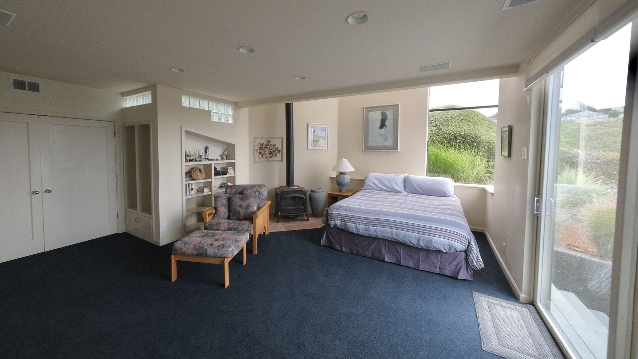 Photo of Bedroom in Bodega Bay
