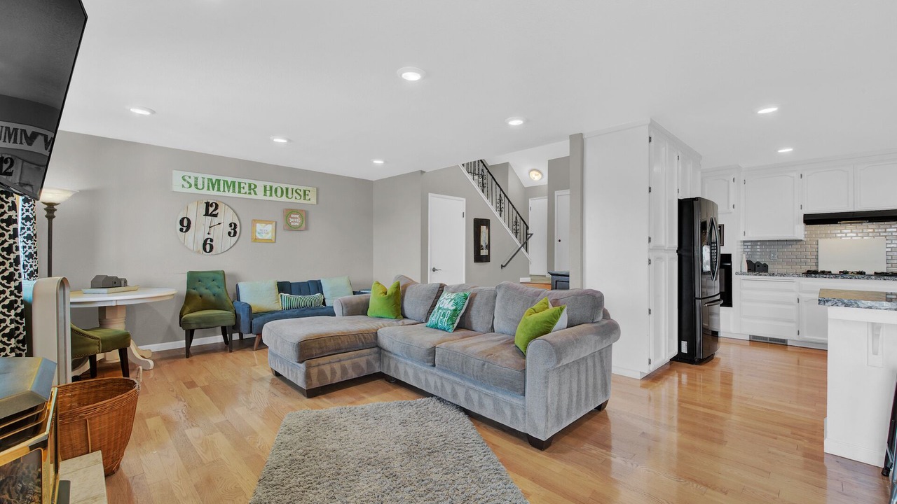 Photo of Livingroom in Discovery Bay