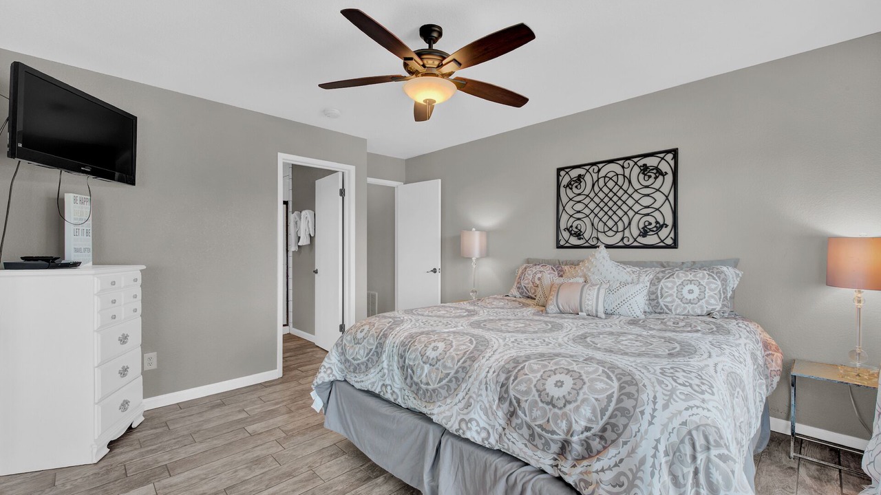Photo of Bedroom in Discovery Bay