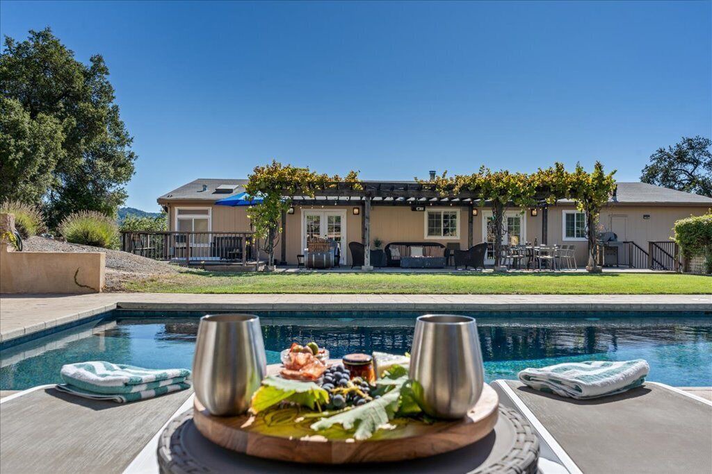 Photo of Outdoor in Cloverdale