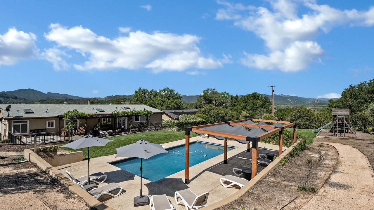 Photo of Outdoor in Cloverdale