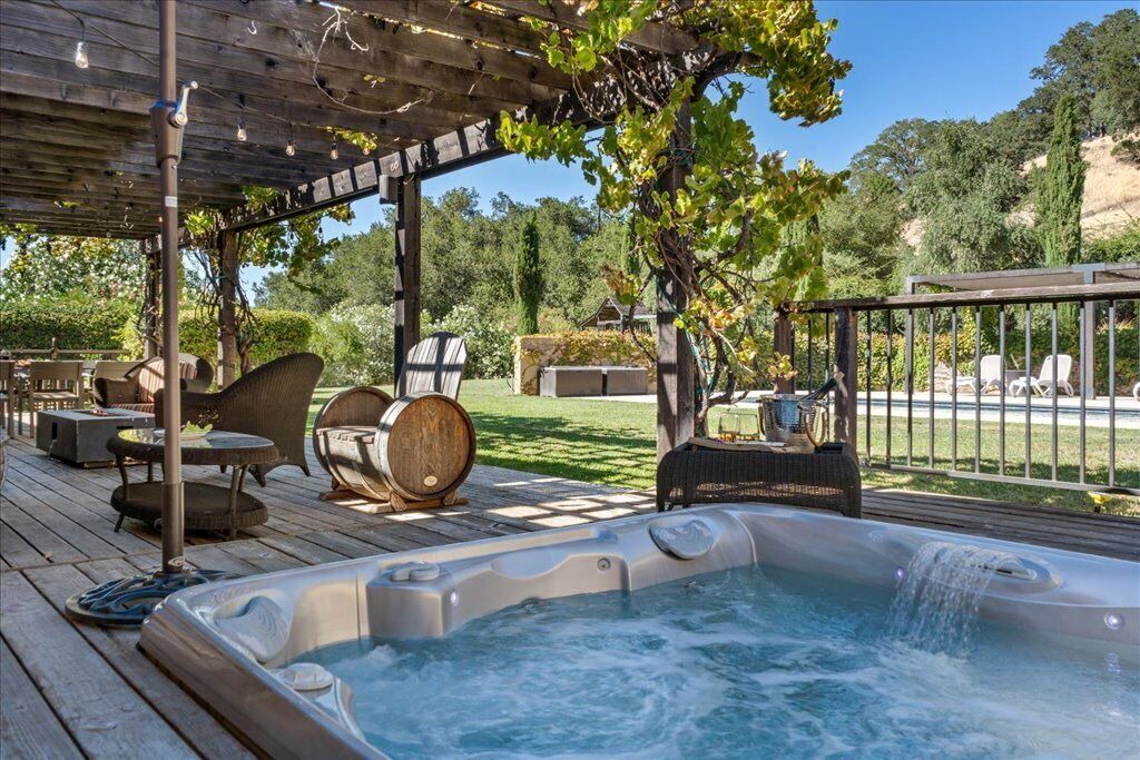 Photo of Patio Balcony in Cloverdale