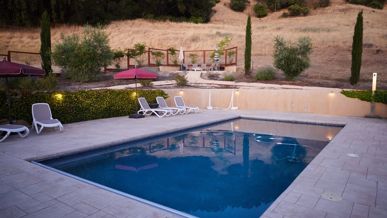 Photo of Outdoor in Cloverdale