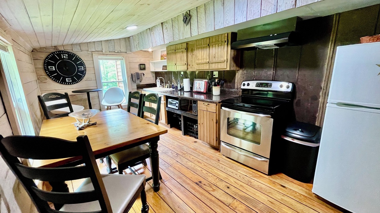 Photo of Others in Tellico Plains