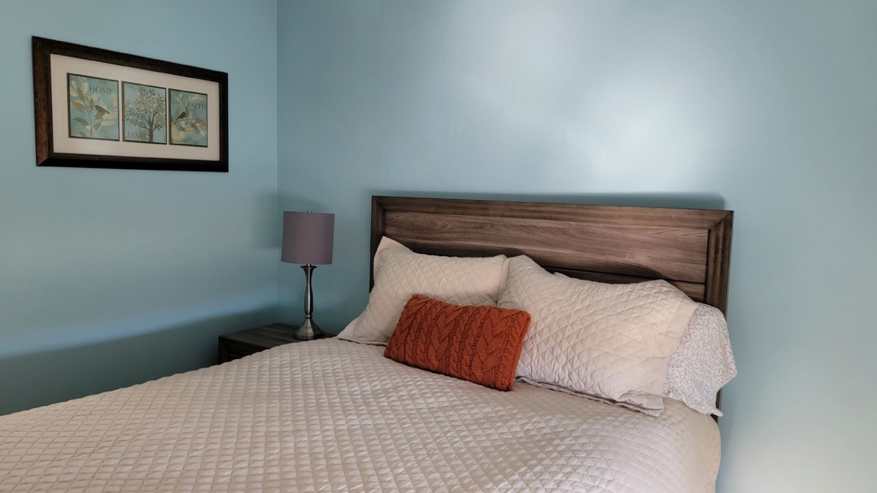 Photo of Bedroom in Peletier
