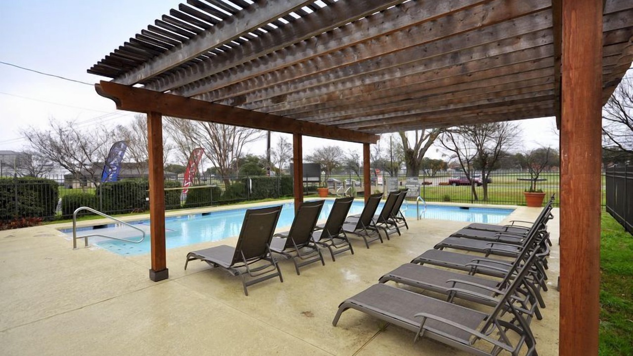 Photo of Outdoor in Anderson Mill