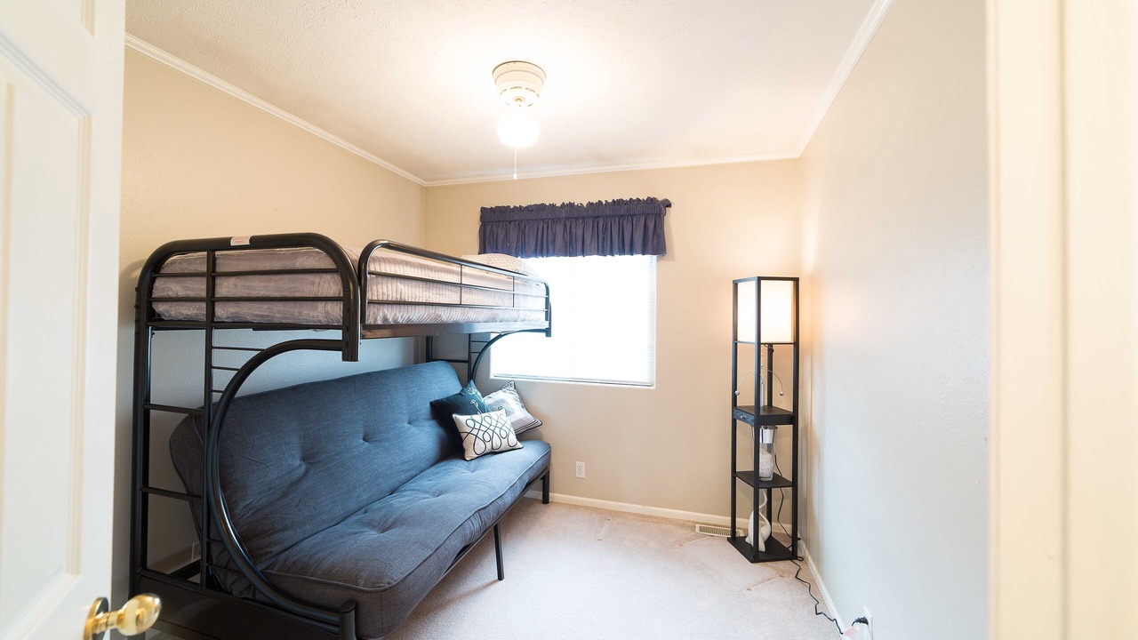 Photo of Livingroom in Omaha