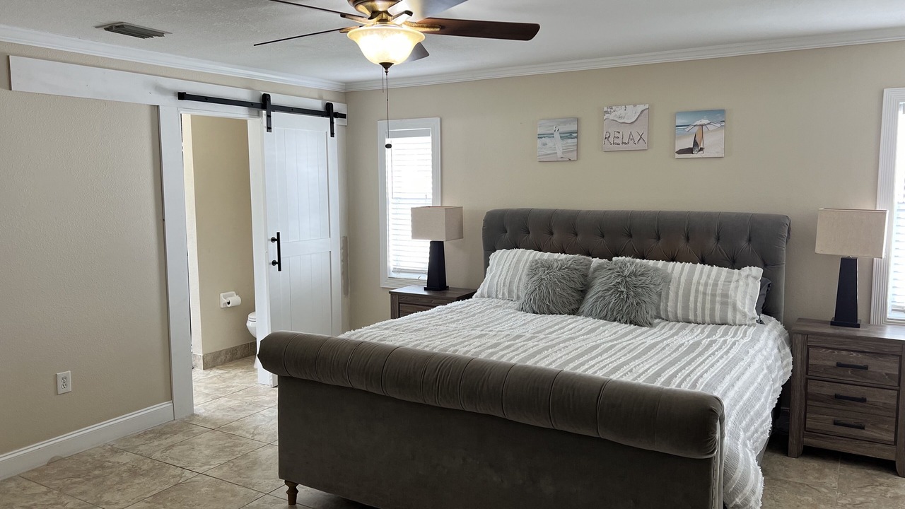 Photo of Bedroom in Desoto Lakes