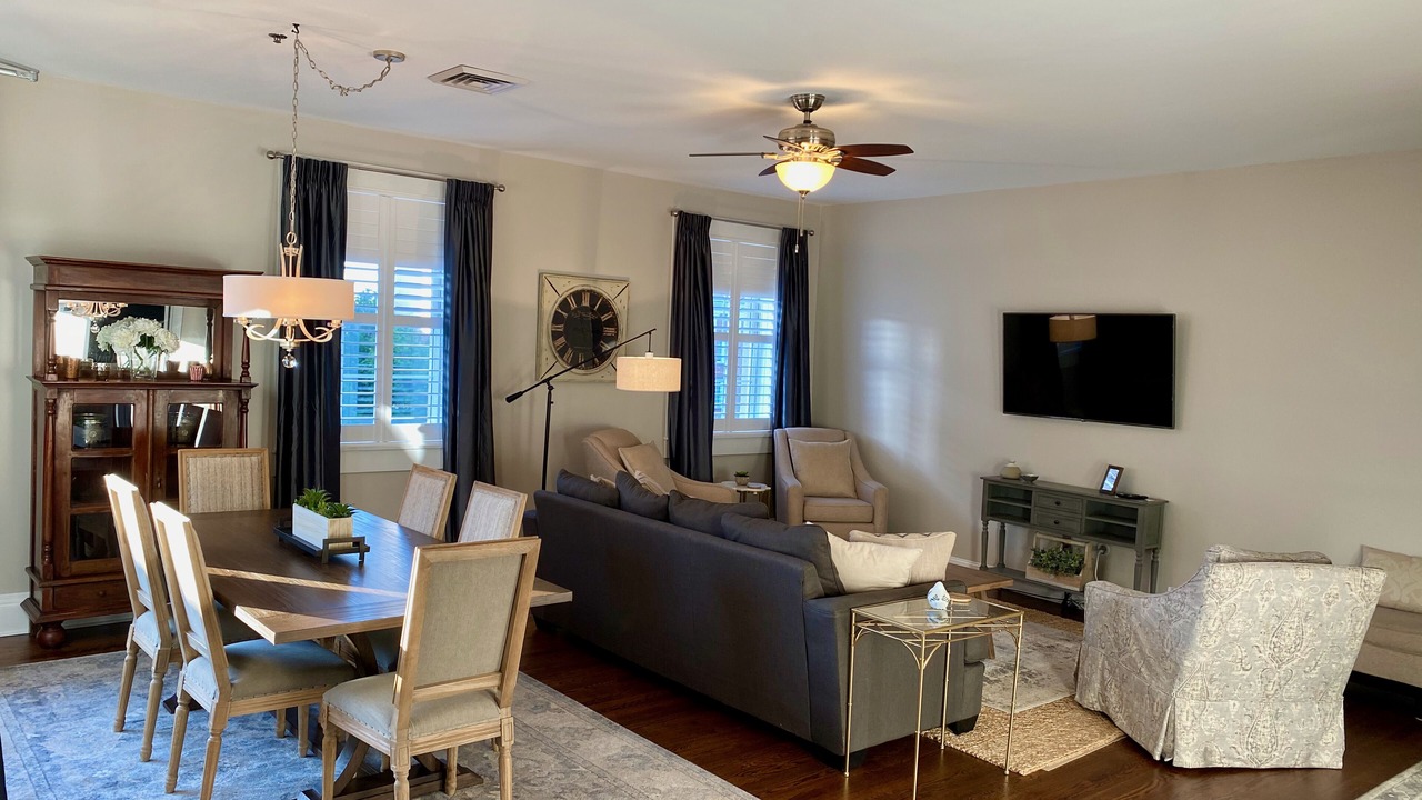 Photo of Livingroom in Greenville Downtown