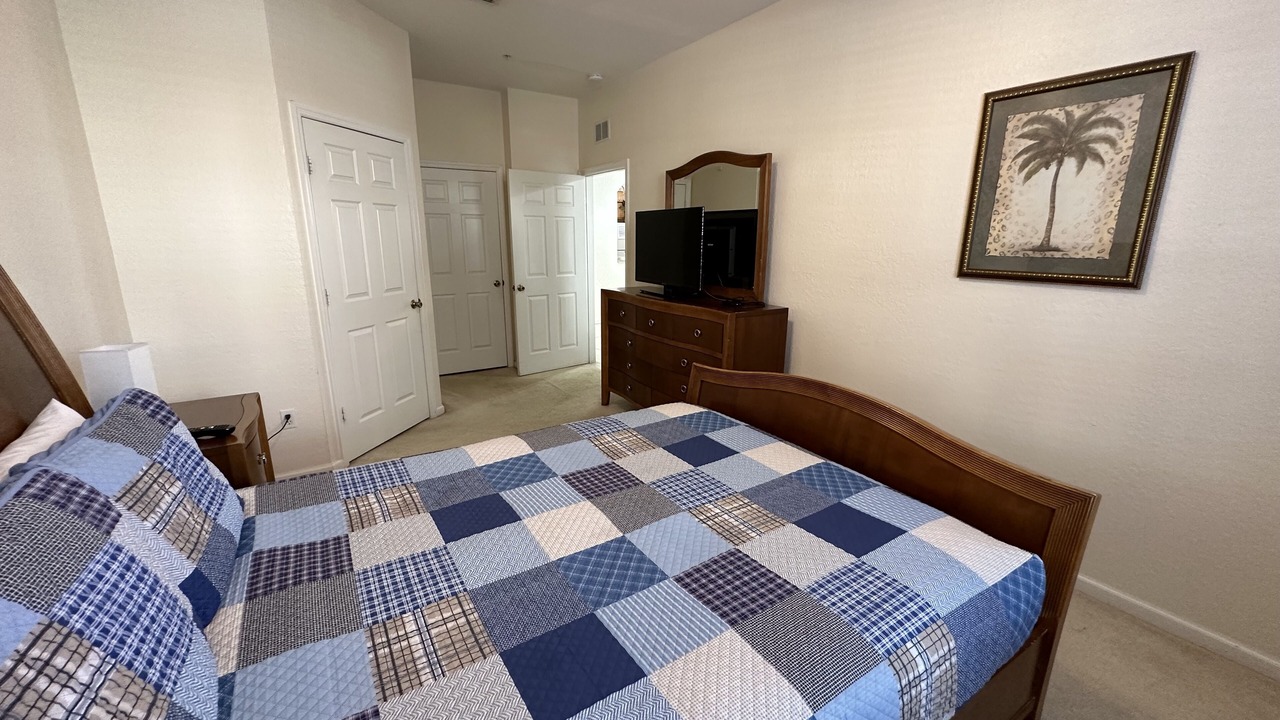Photo of Bedroom in Windsor Hills