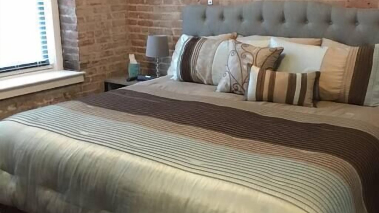 Photo of Bedroom in Downtown Kansas City