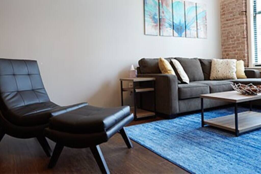 Photo of Livingroom in Downtown Kansas City