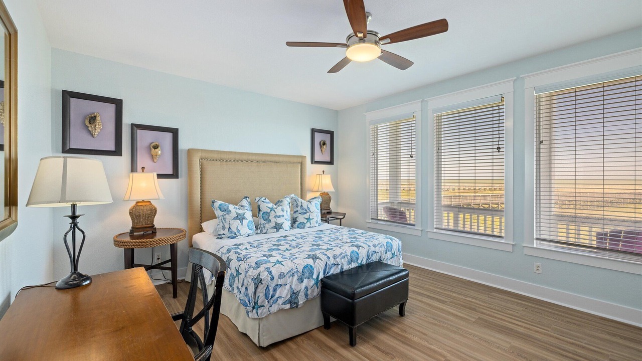 Photo of Bedroom in Galveston