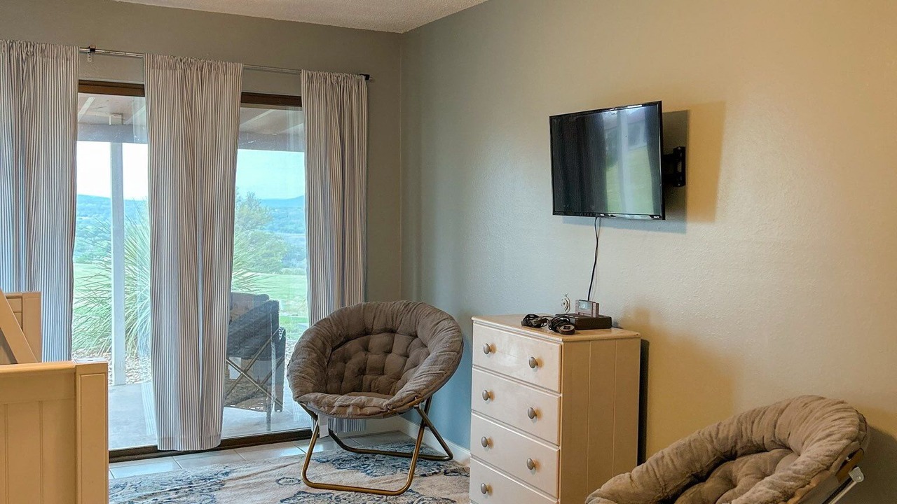 Photo of Bedroom in Highland Lake Estates