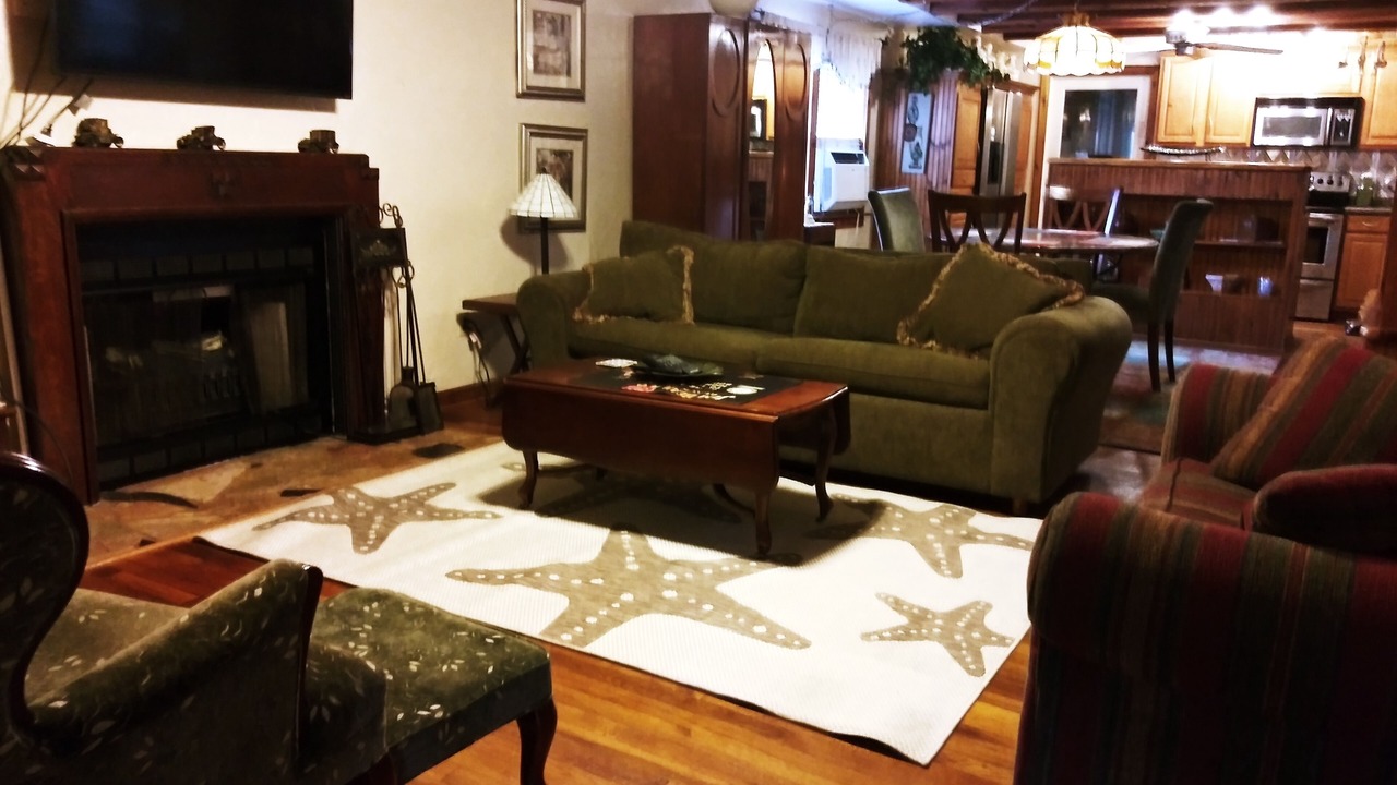 Photo of Livingroom in Bacliff