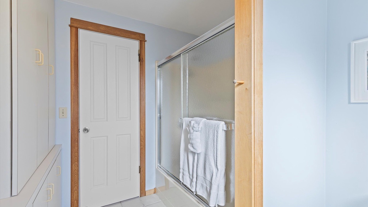 Photo of Bathroom in Roads End