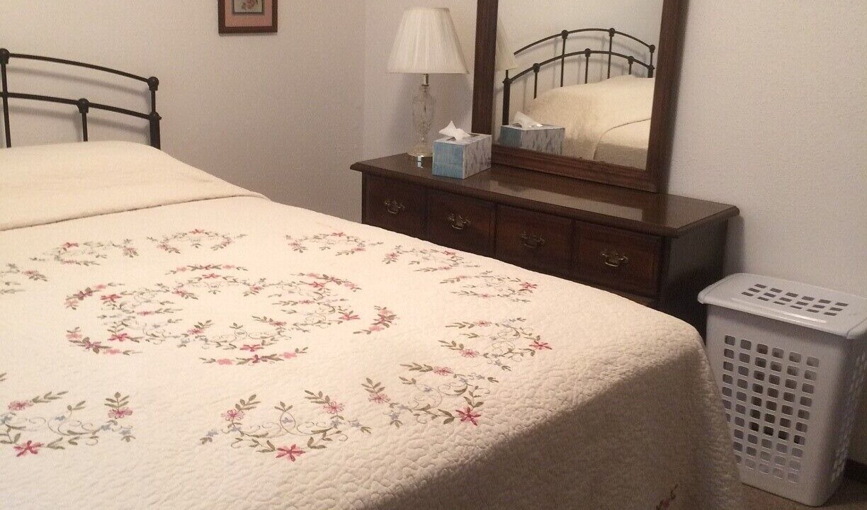 Photo of Bedroom in Elma