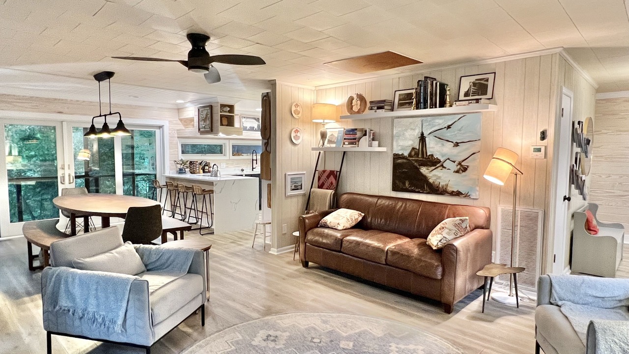 Photo of Livingroom in Spring Grove