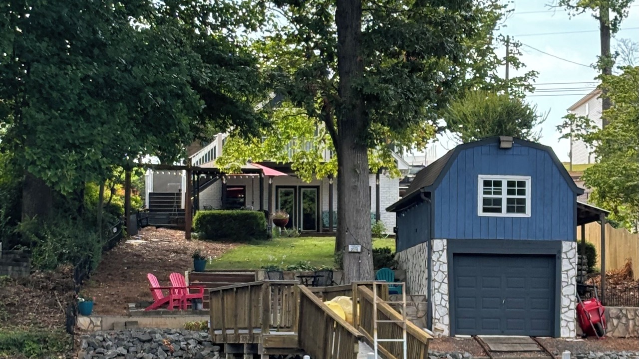 Photo of Outdoor in Southmont