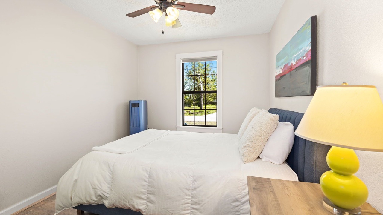 Photo of Bedroom in Downtown