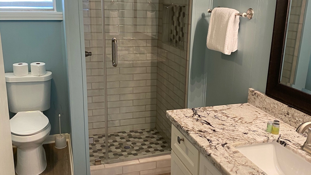 Photo of Bathroom in Jamaica Beach