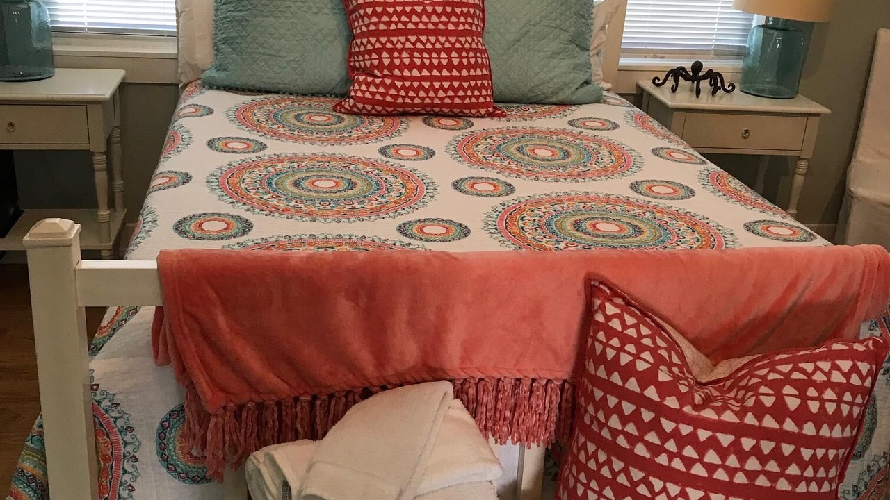 Photo of Bedroom in Jamaica Beach