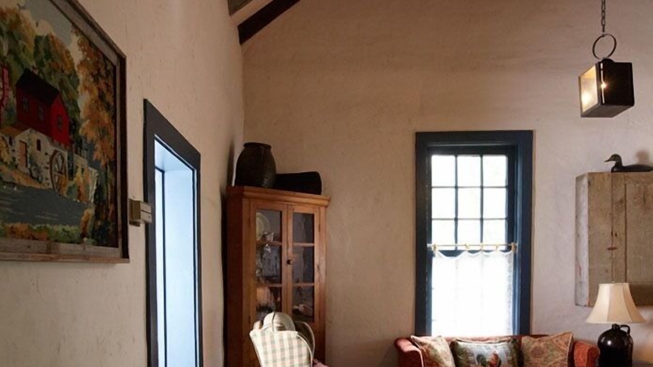 Photo of Livingroom in Fredericksburg