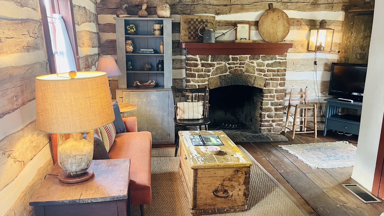 Photo of Livingroom in Fredericksburg