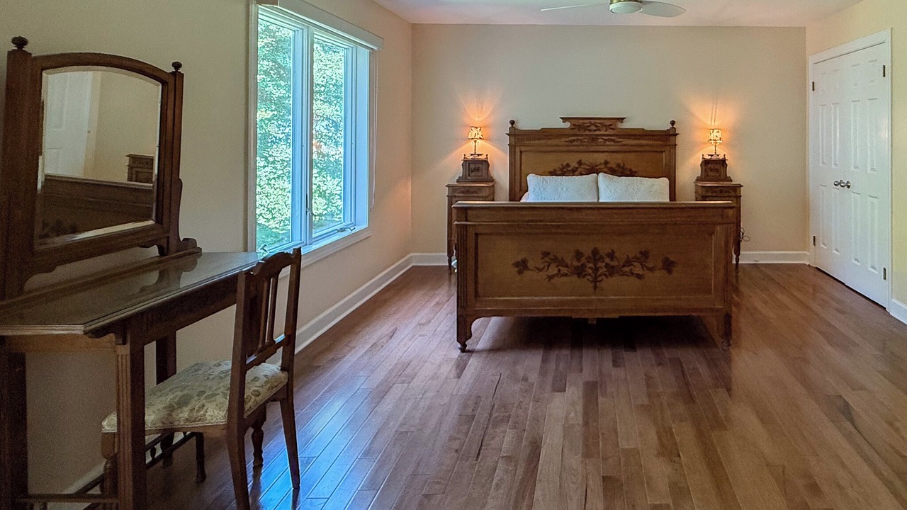 Photo of Bedroom in Cape Charles