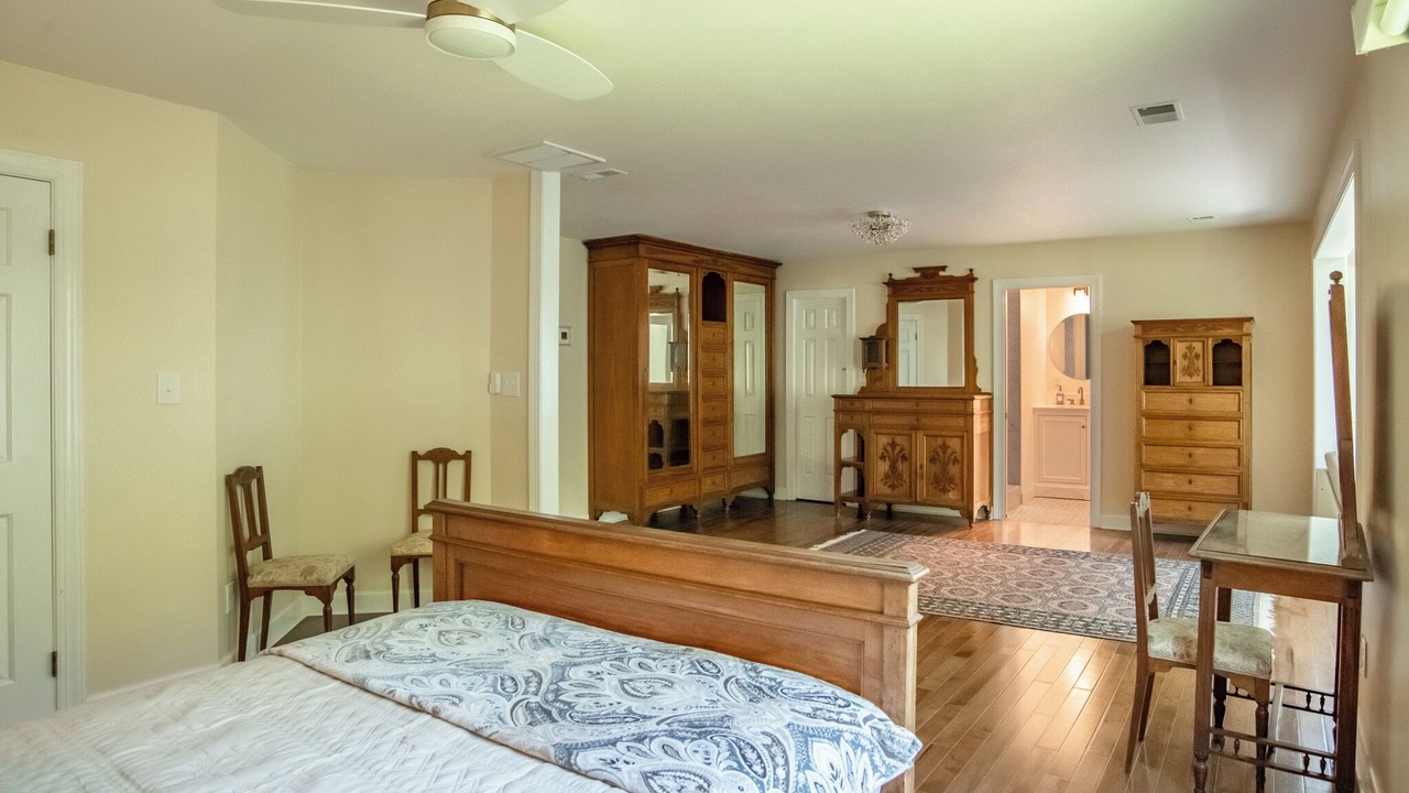 Photo of Bedroom in Cape Charles