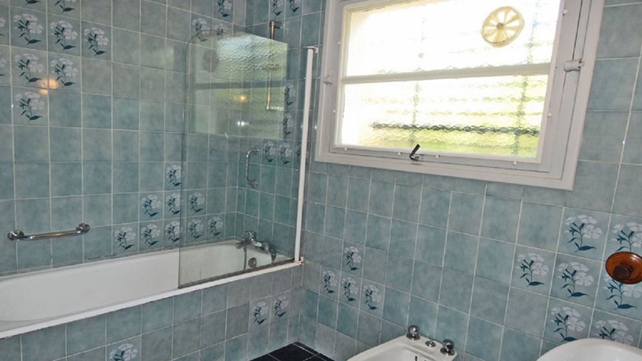 Photo of Bathroom in Lannes